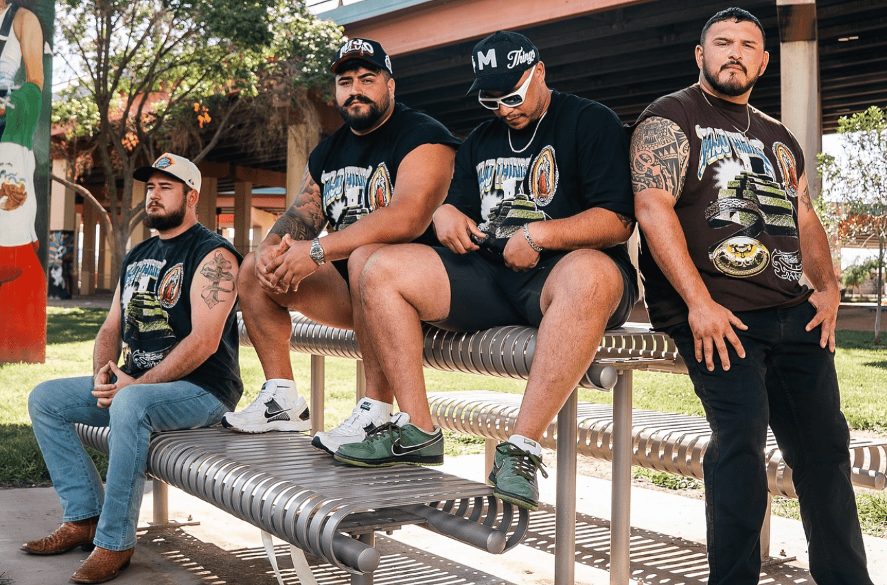 Mijos on the bench